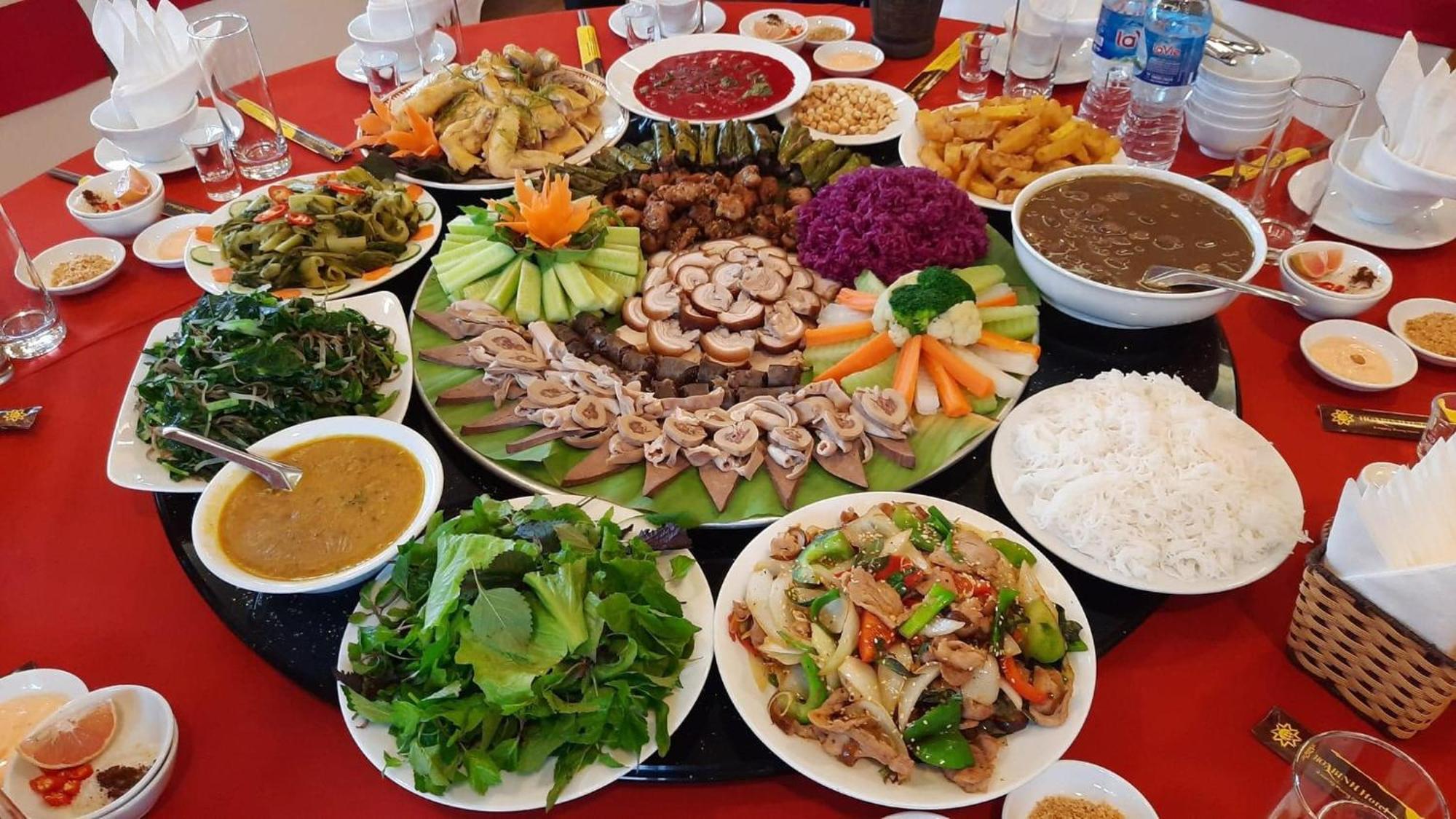 Hoa Binh Hotel Zewnętrze zdjęcie